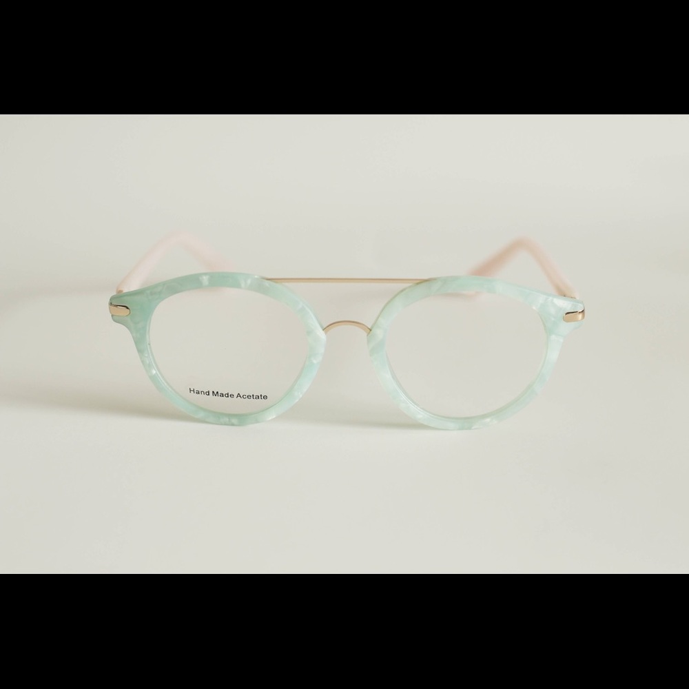 Eyeglasses